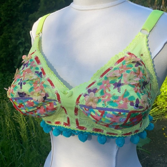 Festival Dress Up Rave Bra Top. Pointed Madonna Bra Style, Pom Poms & Paint - Picture 1 of 7